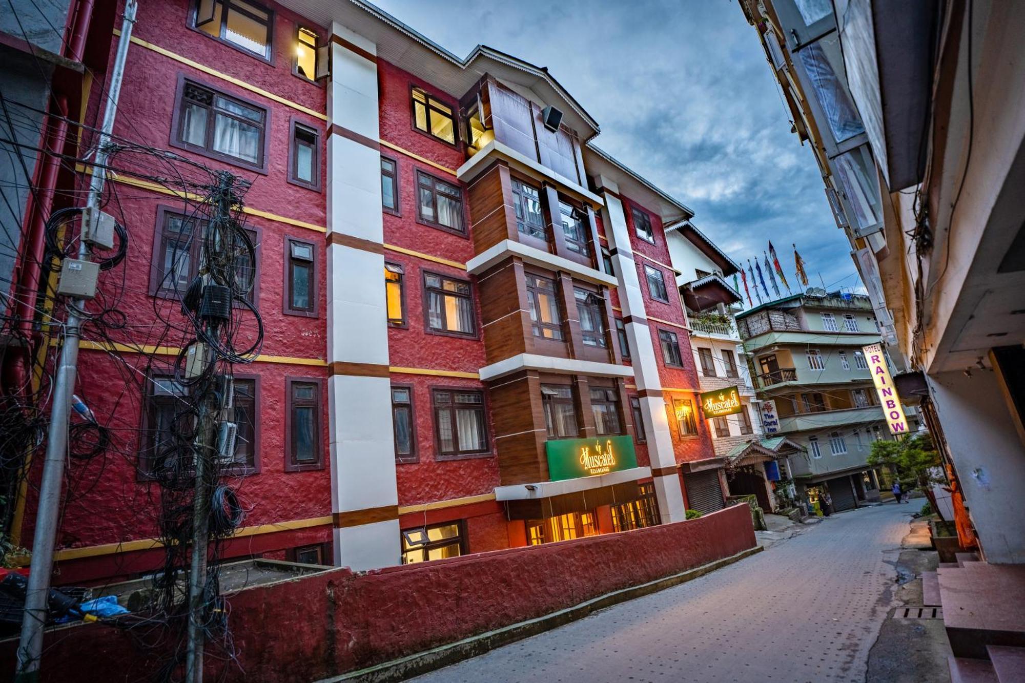 Muscatel Central Hotel - Dzeemkhang Gangtok Exterior photo