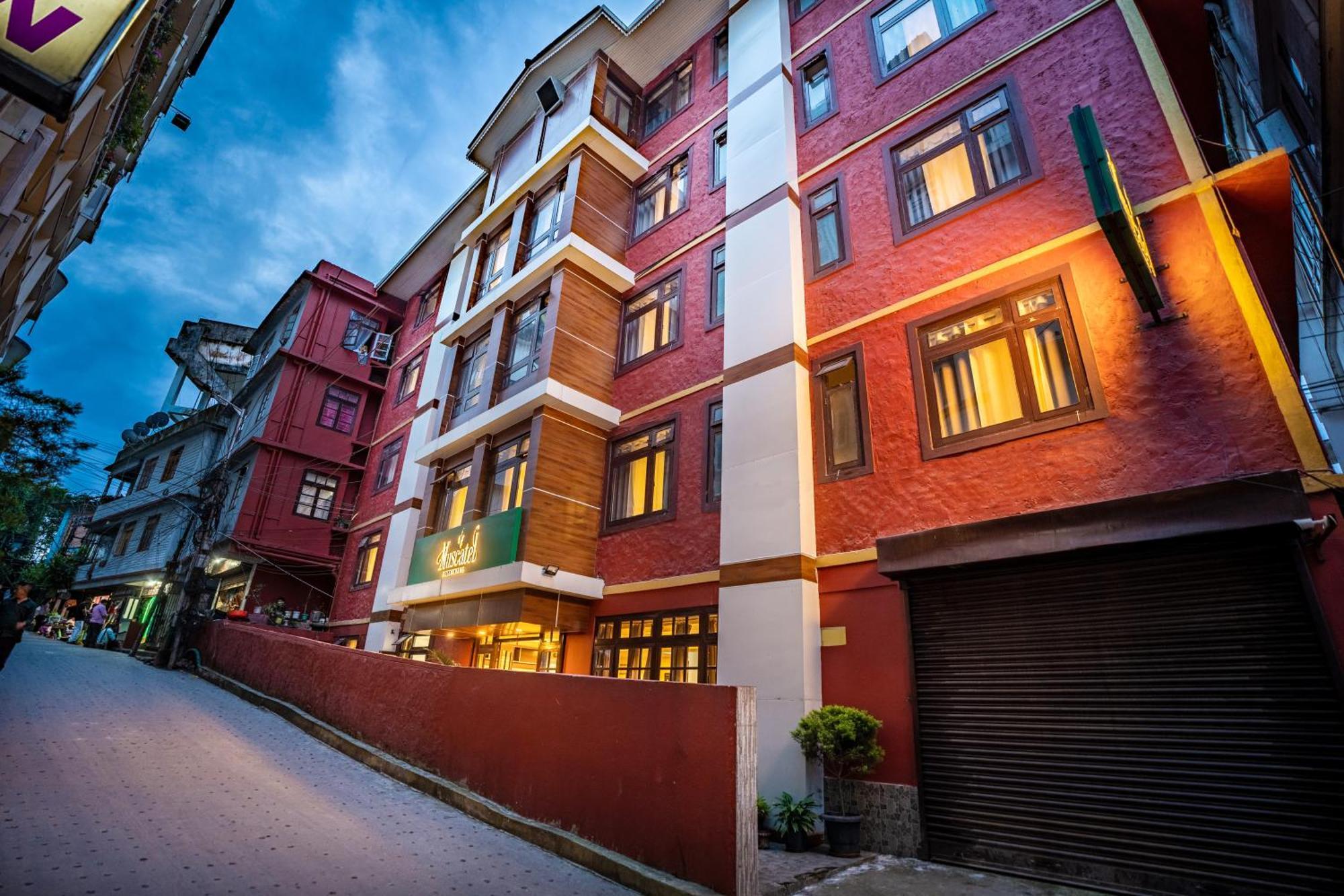 Muscatel Central Hotel - Dzeemkhang Gangtok Exterior photo